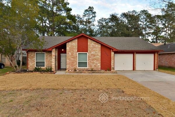 Primary Photo - 17322 Seven Pines Dr