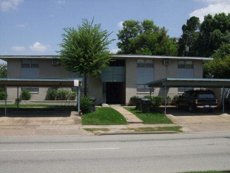 Foto principal - 4602 Walker St