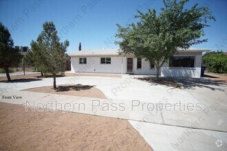 Building Photo - 4573 Bobolink Way