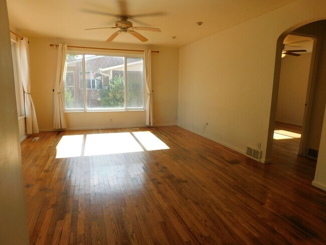Foto del edificio - 941 Walnut Ave