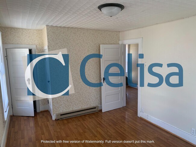 Foto del edificio - 1319 3rd St