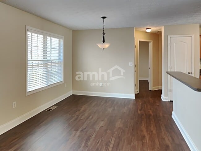 Building Photo - 3892 Refinement Way