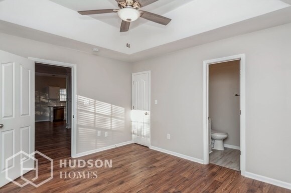 Foto del edificio - NOW AVAILABLE!  - 6832 Ayrshire Glen Pl, C...