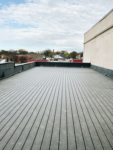 Building Photo - 102 State St N