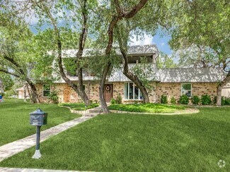 Building Photo - 7905 Skylake Dr