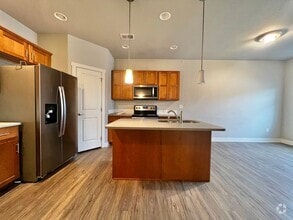 Building Photo - 6460 Orchard Park Dr
