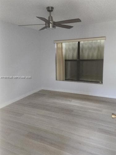 Foto del edificio - 559 SW 88th Pl E