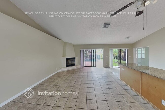 Building Photo - 17745 Woodview Terrace