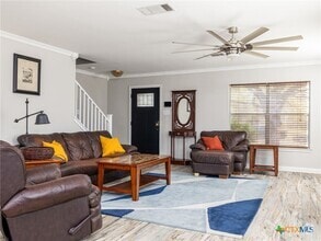 Building Photo - 805 Betterman Dr