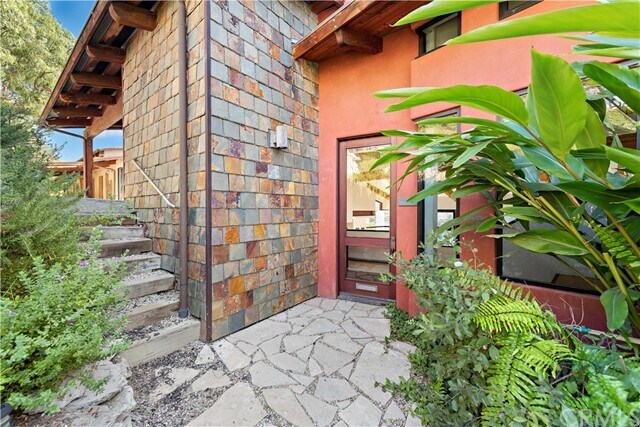 Foto del edificio - 1845 Rim Rock Canyon Rd
