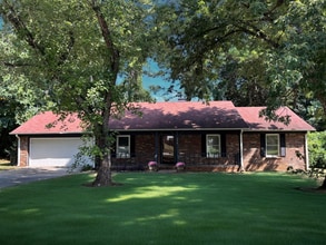 Building Photo - 238 Pine Ridge Rd
