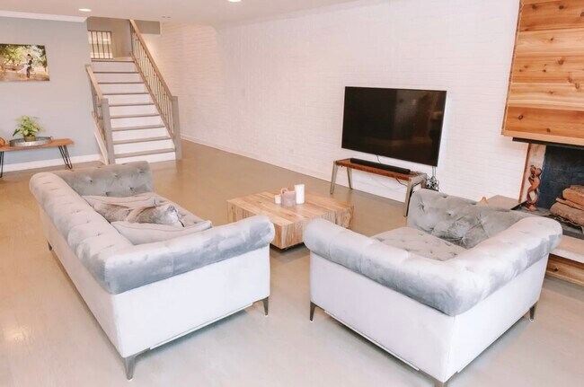 Foto del edificio - 1828 Wildberry Dr