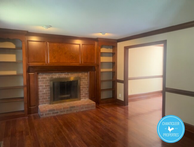 Foto del edificio - 6925 Sandringham Dr