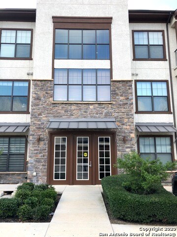 Building Photo - 7342 Oak Manor Dr