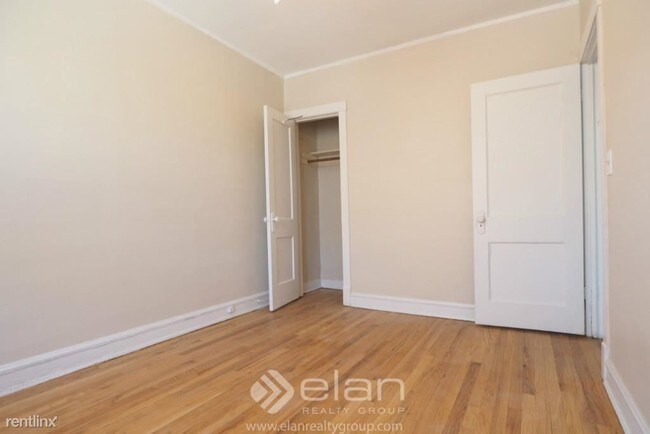 Foto del edificio - 2344 W Touhy Ave