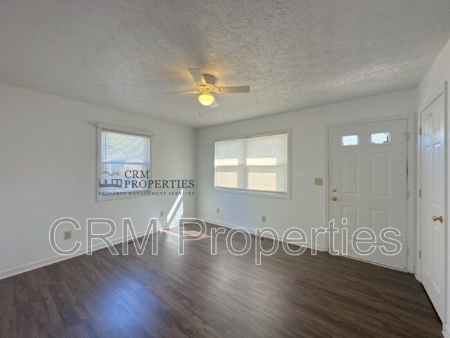 Foto del edificio - 722 S Lindsay St