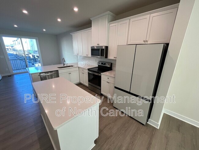 Foto del edificio - 4730 Chastain Ave