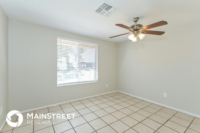 Foto del edificio - 2550 W Vereda Amarillo