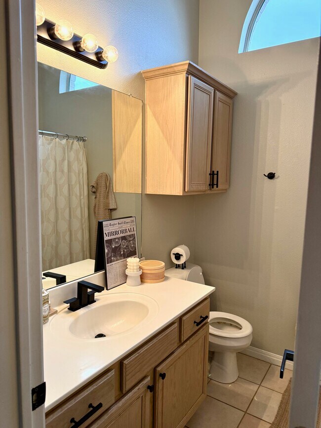 Foto del edificio - 1353 Pecan Ridge