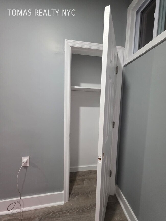 Building Photo - 243 Woodworth Ave