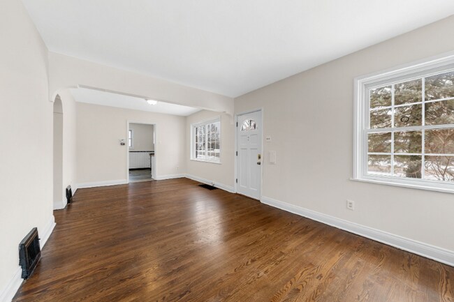 Foto del edificio - 2329 Brown Rd