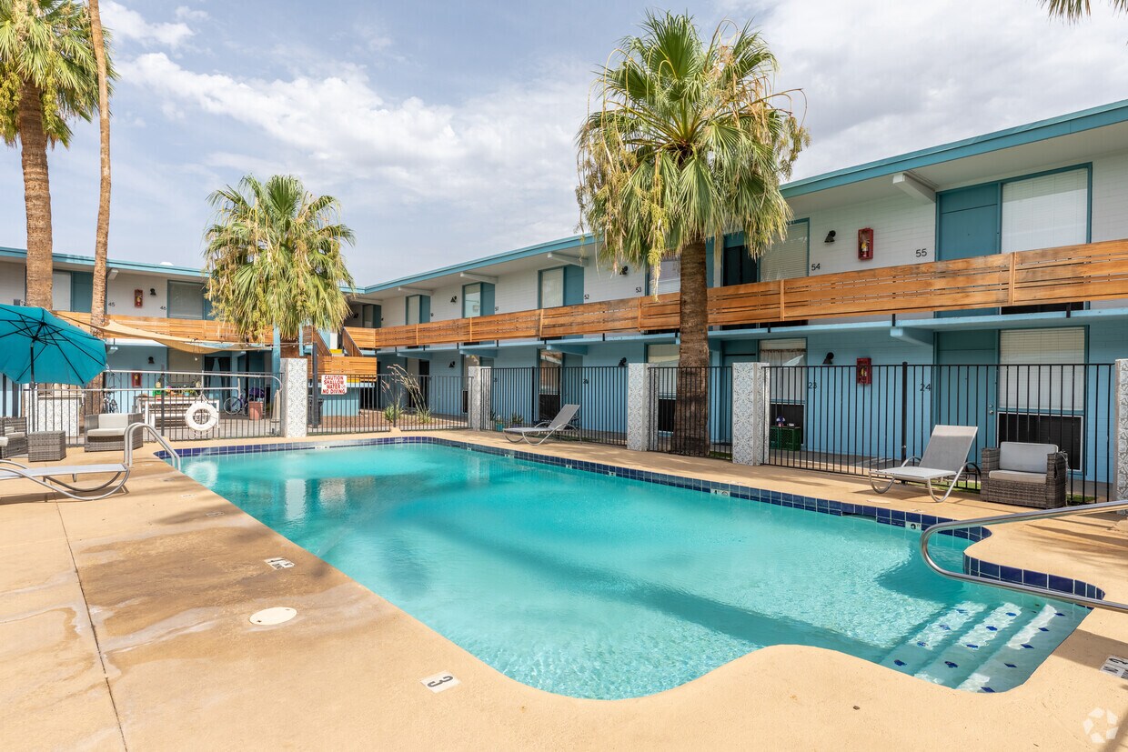 The Elton Apartments 2420 N 24th St Phoenix, AZ