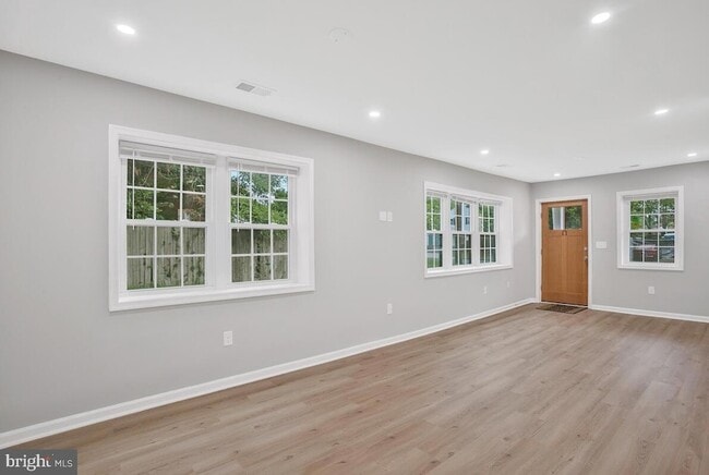 Photo - 7912 Bellefonte Ln House