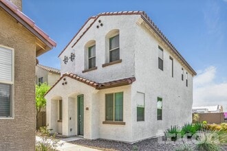 Building Photo - 2929 N 28th St