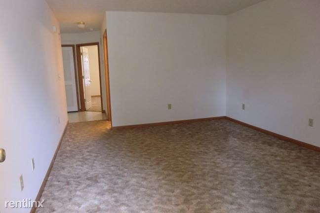 Building Photo - 1761 N Keebler Ave