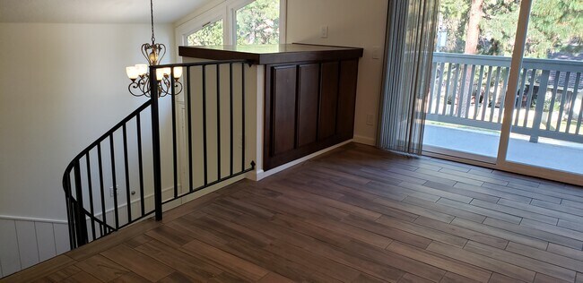 Building Photo - 112 Conifer Cir