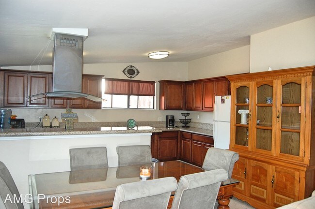 Foto del edificio - 13738 Powers Rd