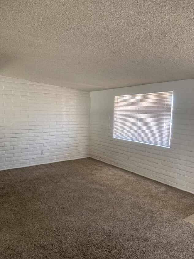 2842 N Eastgate Dr, Tucson, AZ 85712 Townhome Rentals in Tucson AZ