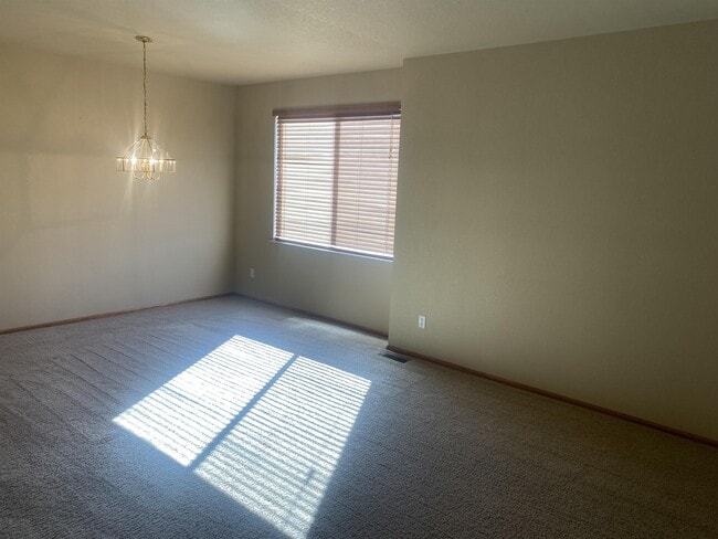 Building Photo - 12140 S Grass River Ct