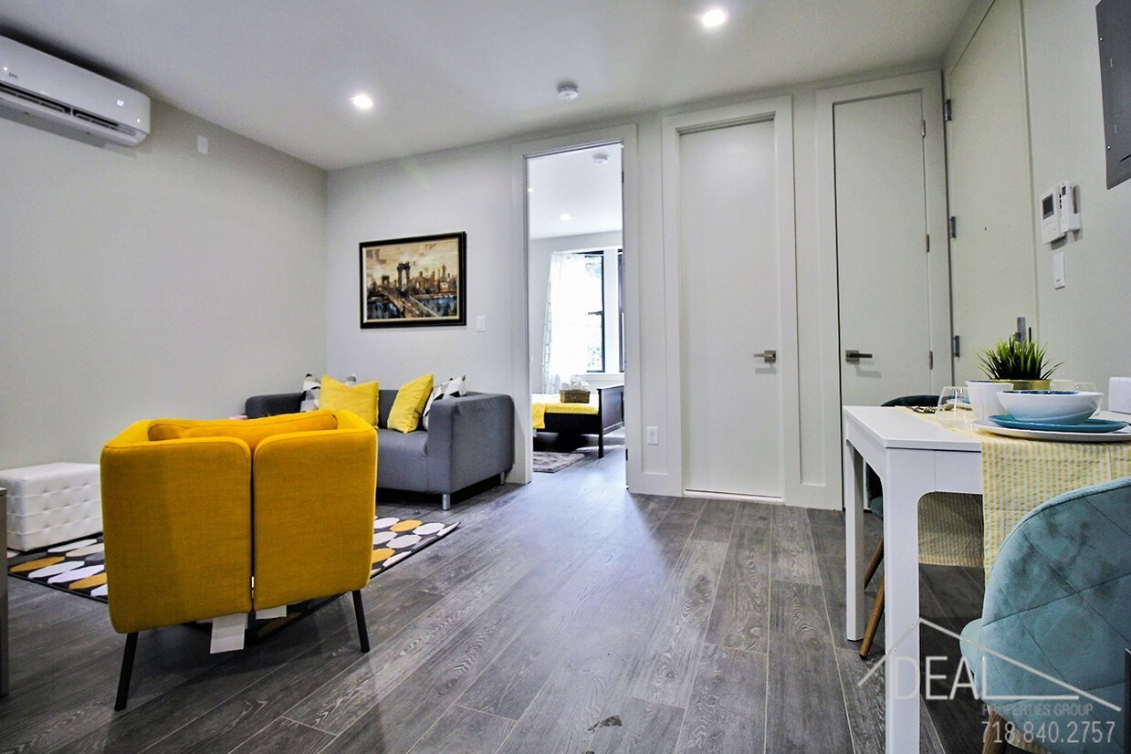 Primary Photo - 1647 8th Avenue #1ABR