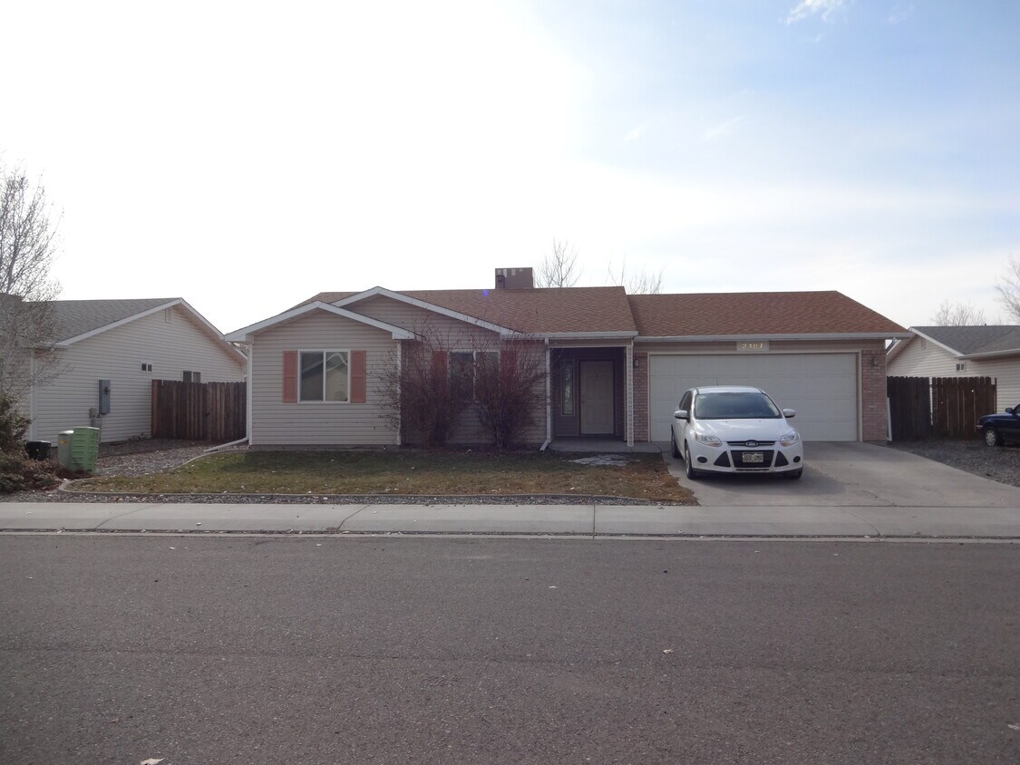 3187 Brook View Way, Grand Junction, CO 81504 House Rental in Grand