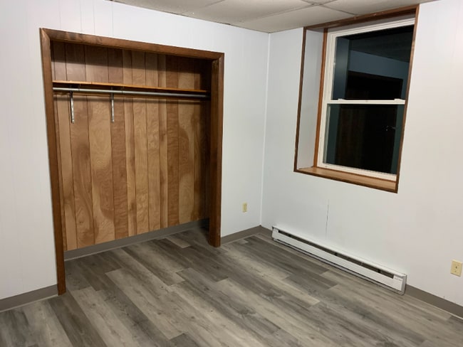 Building Photo - 34 E Ridge Ave