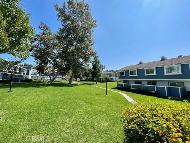 Foto del edificio - 1120 Golden Springs Dr