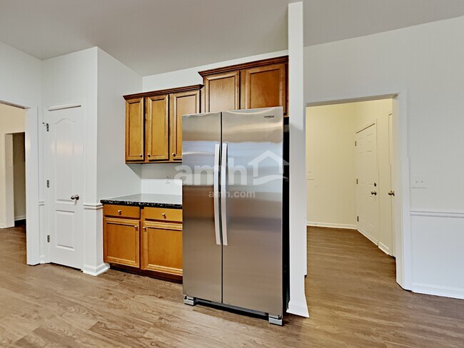 Foto del edificio - 3199 Arbor Oaks Dr SW