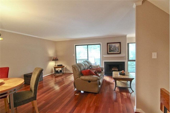 Building Photo - 2063 Wethersfield Ct