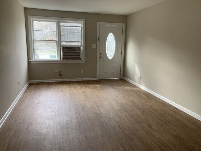 Foto del edificio - 531 German School Rd