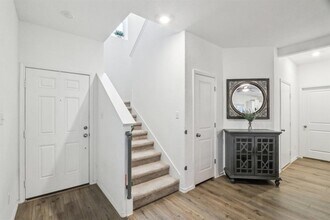 Building Photo - 142 Maravillas Bnd