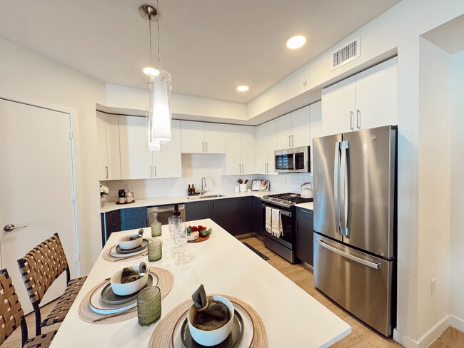 Foto del edificio - 19695 NE 23rd Ct