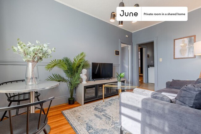 Foto del edificio - Room in Shared 3 bed/1 bath home in North End