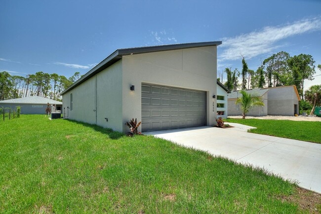 Building Photo - Deposit-Free! Modern, energy efficient hom...