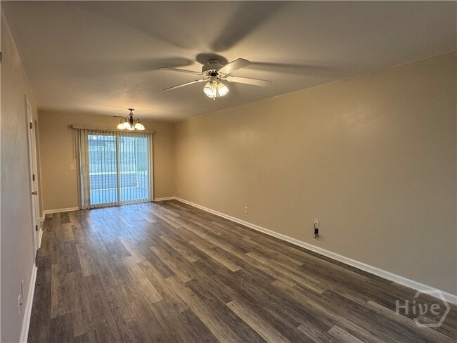 Building Photo - 57 Soling Ave
