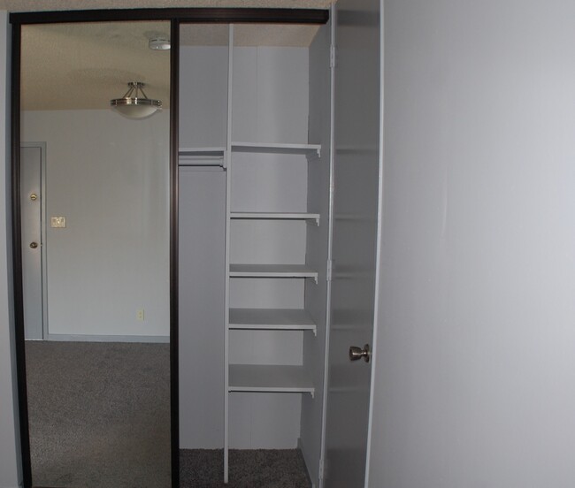Building Photo - 5330 Diamond Heights Blvd