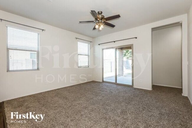 Building Photo - 11316 E Cliffrose Ln