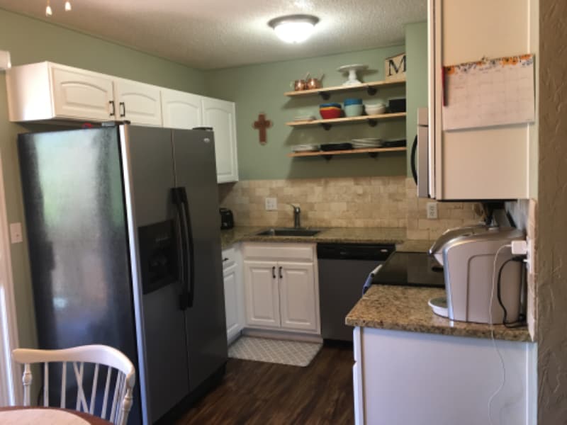 Primary Photo - 23 N Estes Ave