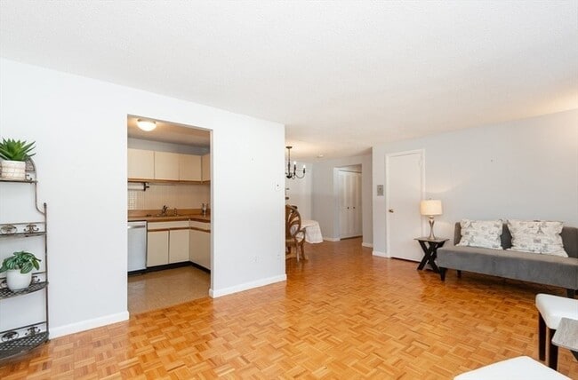 Building Photo - Spacious 1BR Condo with Pool Views & Community Amenities at Park Terrace