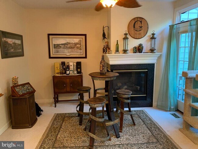 Building Photo - 7106 Point Replete Cir